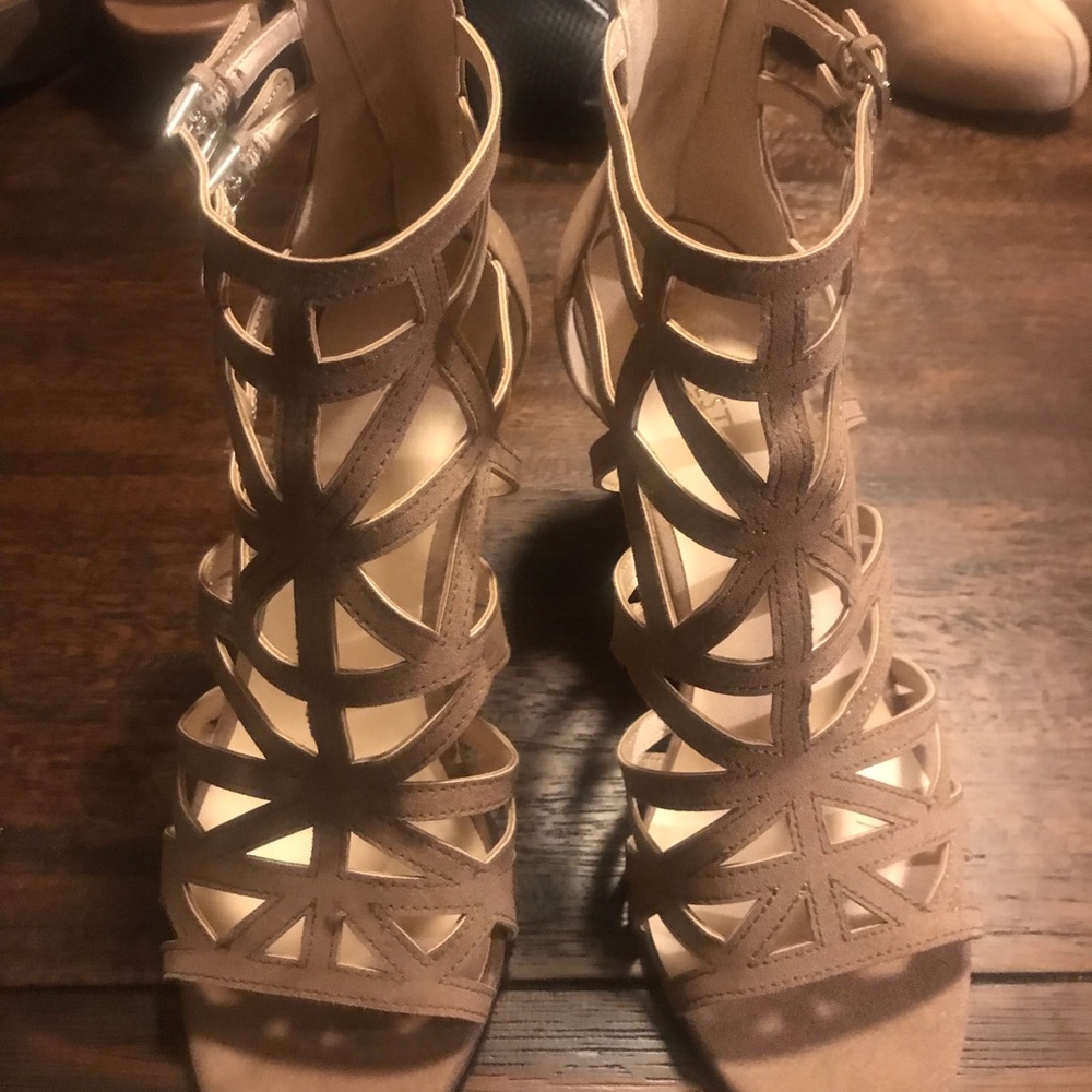 Nine West Platform
